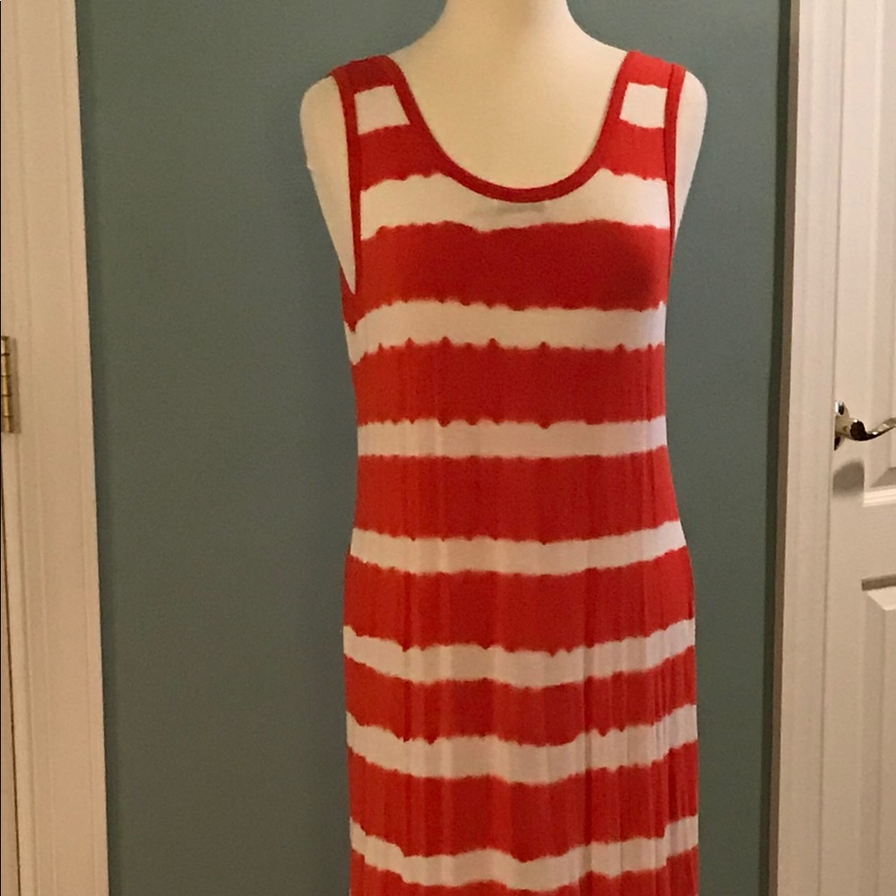 FUN MAXI DRESS FOR SPRING AND SUMMER